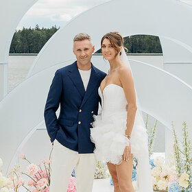 ������� ������ � ����� �THE LOVE IS BORN�